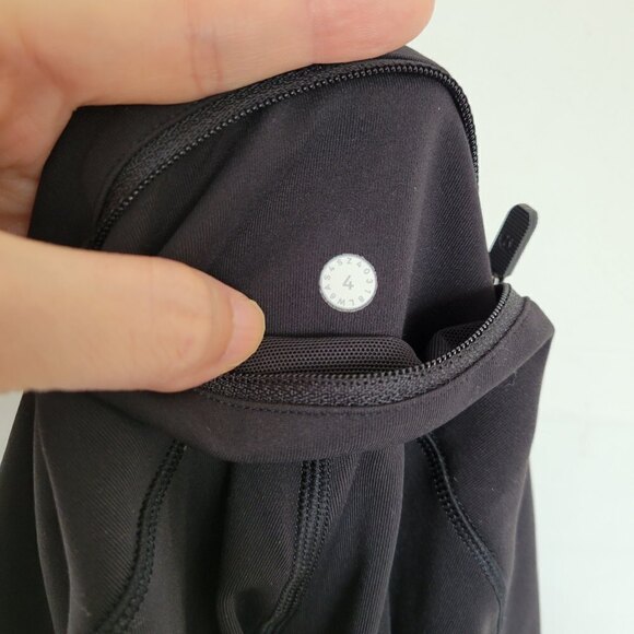 Lululemon Drawstring Dropped Side Pockets Back Pocket Cropped Leggings Size 4 - Picture 9 of 15